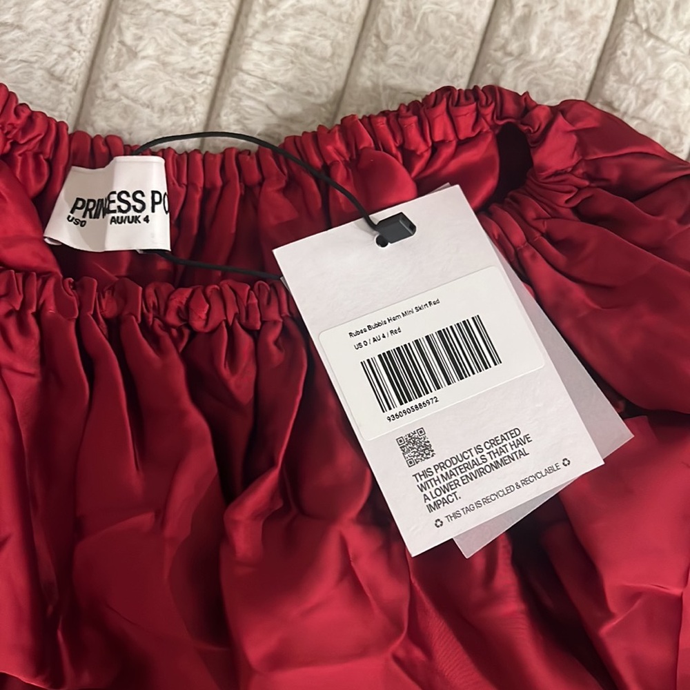 NWT PRINCESS POLLY Bubble Hem Red Satin Skirt - Picture 7 of 7